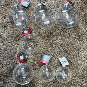 Clear plastic Ornaments Set